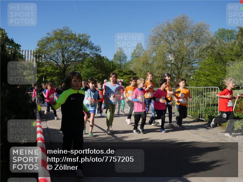 25.04.2025 - Das Zehntel Zöllner http://msf.ph/oto/7757205 26.04.2025 08:50:14 Laufen  meine-sportfotos.de
