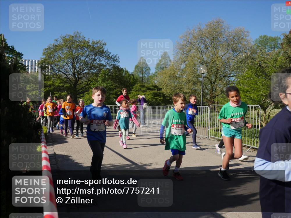 25.04.2025 - Das Zehntel Zöllner http://msf.ph/oto/7757241 26.04.2025 08:50:18 Laufen  meine-sportfotos.de