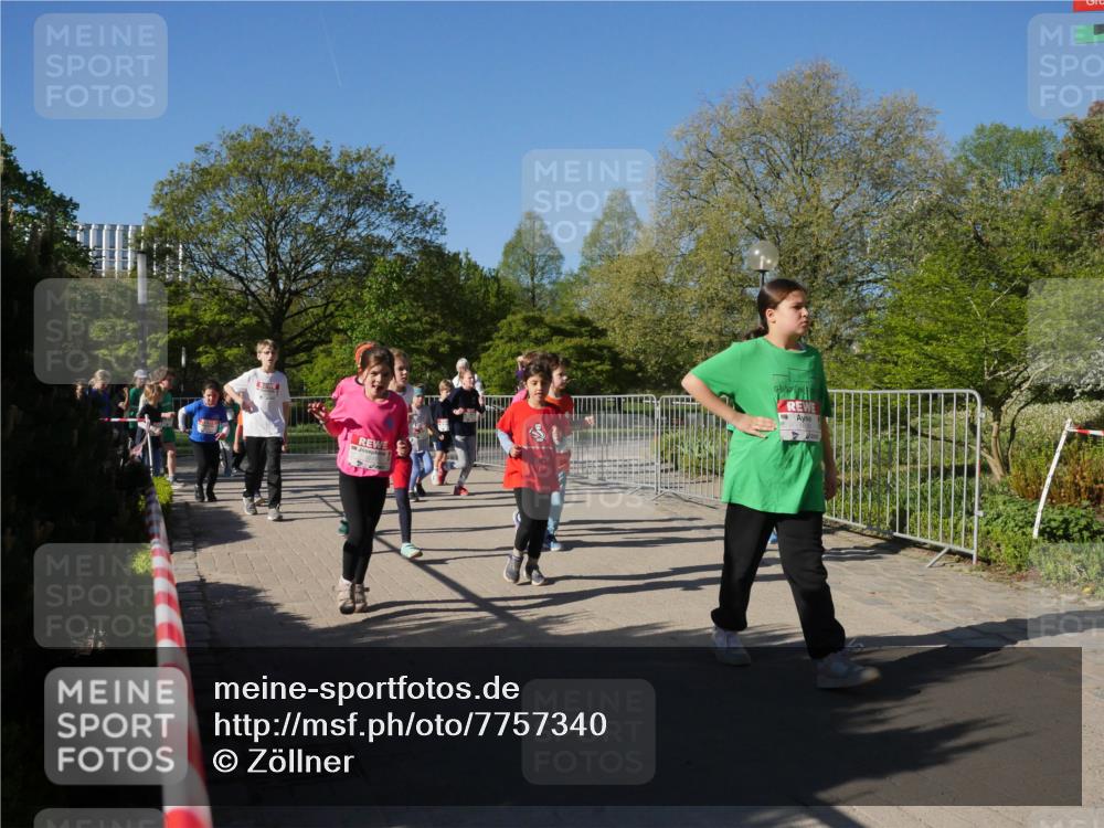 25.04.2025 - Das Zehntel Zöllner http://msf.ph/oto/7757340 26.04.2025 08:50:27 Laufen  meine-sportfotos.de