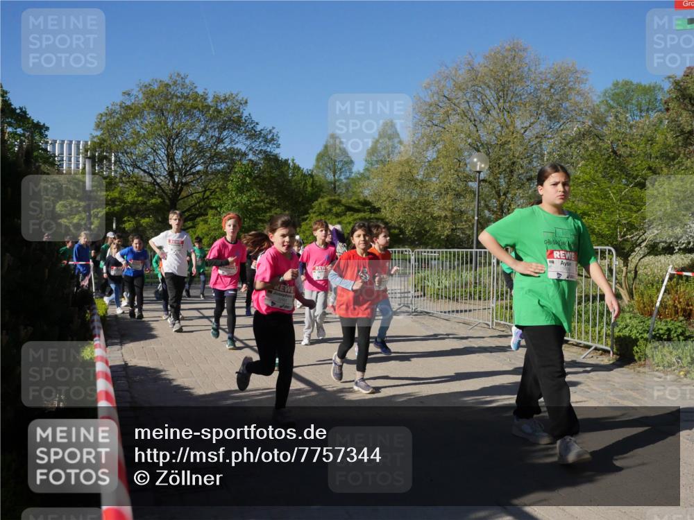 25.04.2025 - Das Zehntel Zöllner http://msf.ph/oto/7757344 26.04.2025 08:50:28 Laufen 3293 meine-sportfotos.de
