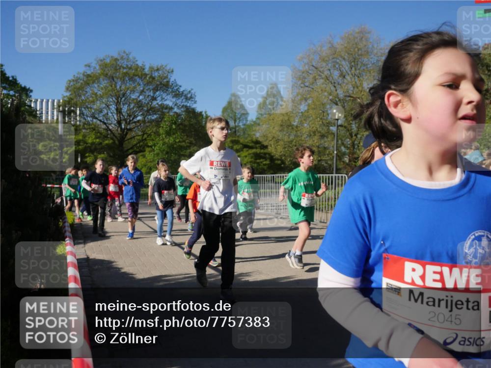 25.04.2025 - Das Zehntel Zöllner http://msf.ph/oto/7757383 26.04.2025 08:50:31 Laufen 2045 meine-sportfotos.de