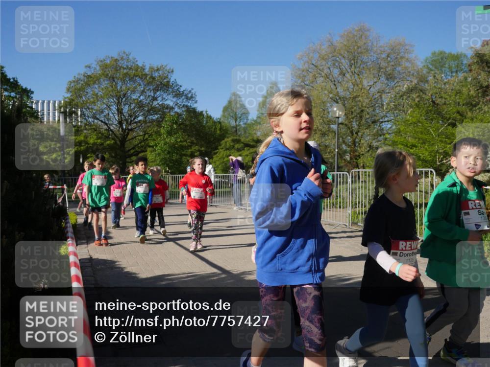 25.04.2025 - Das Zehntel Zöllner http://msf.ph/oto/7757427 26.04.2025 08:50:35 Laufen 1135, 135 meine-sportfotos.de