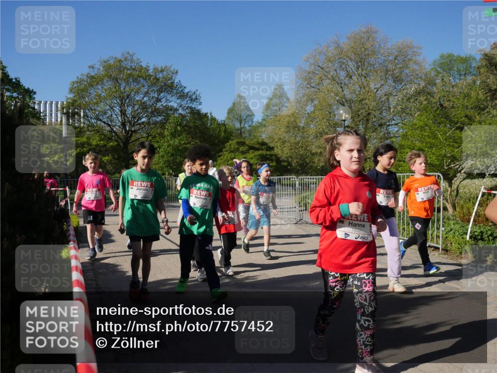 25.04.2025 - Das Zehntel Zöllner http://msf.ph/oto/7757452 26.04.2025 08:50:37 Laufen  meine-sportfotos.de