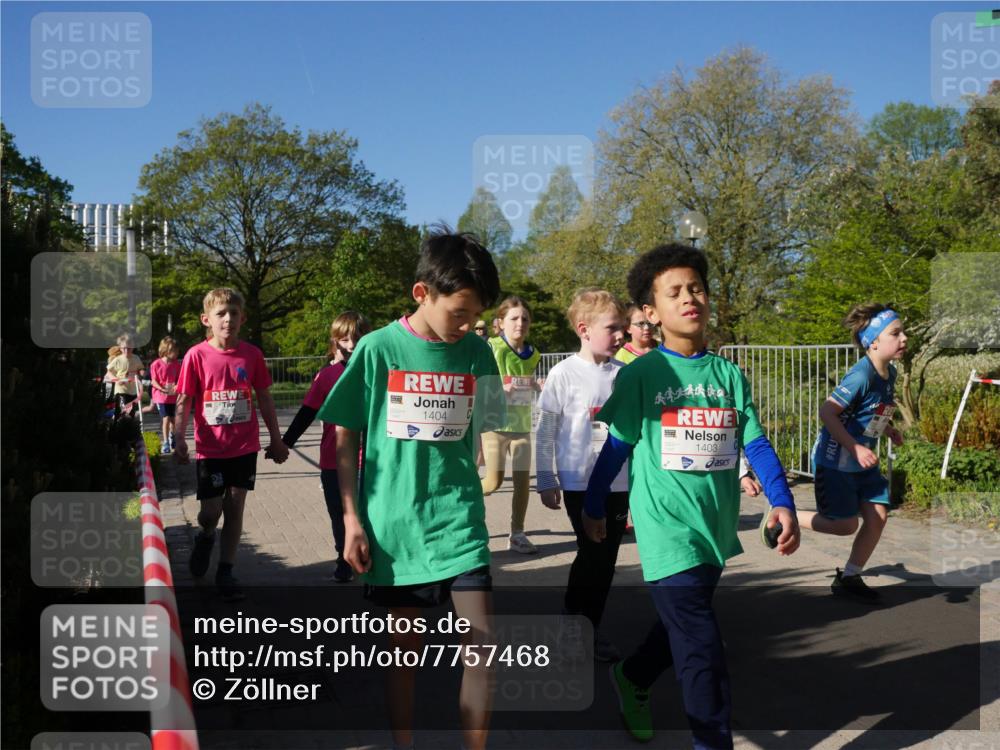 25.04.2025 - Das Zehntel Zöllner http://msf.ph/oto/7757468 26.04.2025 08:50:38 Laufen 1404, 1403 meine-sportfotos.de