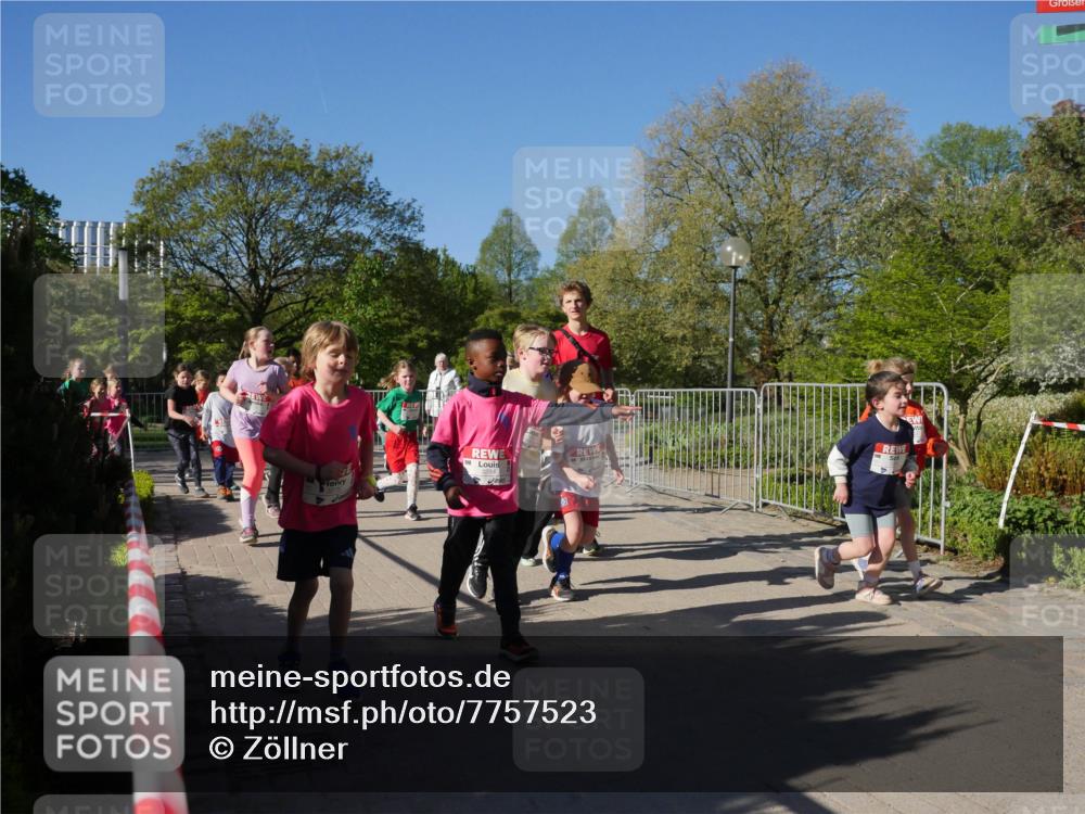 25.04.2025 - Das Zehntel Zöllner http://msf.ph/oto/7757523 26.04.2025 08:50:44 Laufen  meine-sportfotos.de