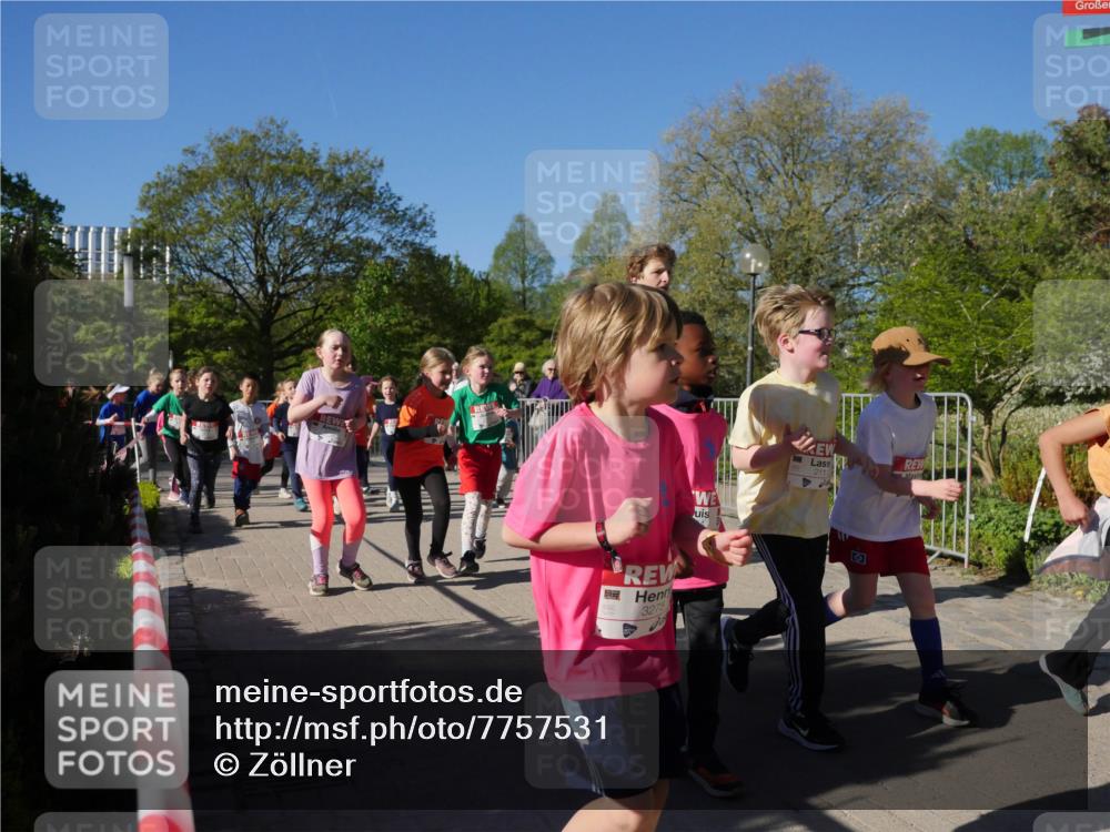 25.04.2025 - Das Zehntel Zöllner http://msf.ph/oto/7757531 26.04.2025 08:50:45 Laufen 3275 meine-sportfotos.de