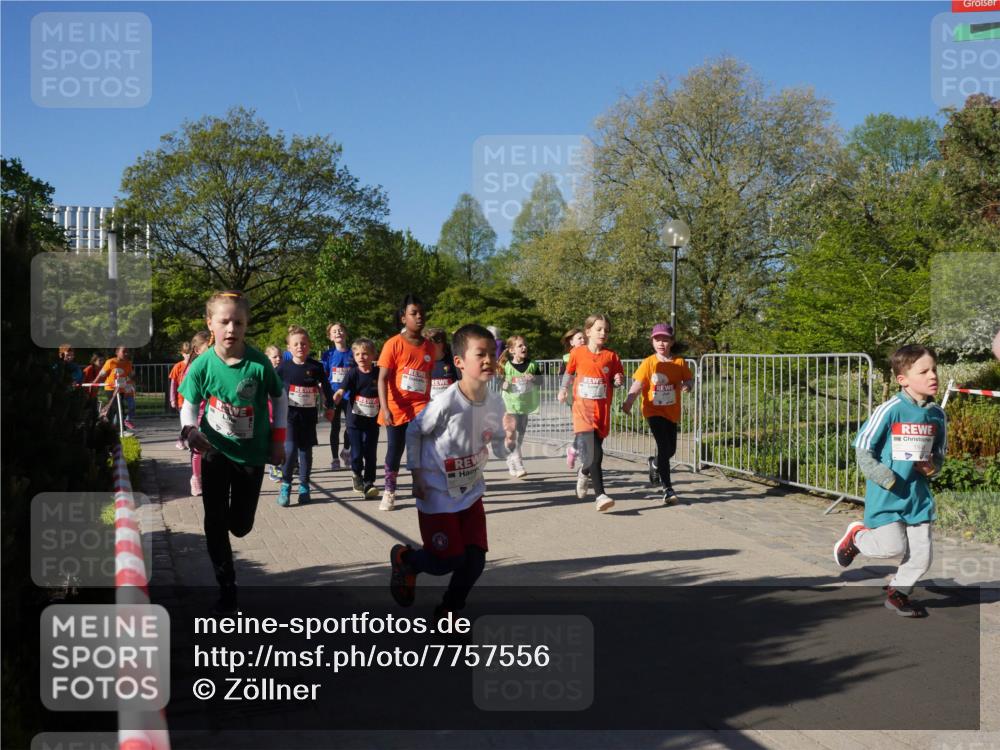 25.04.2025 - Das Zehntel Zöllner http://msf.ph/oto/7757556 26.04.2025 08:50:47 Laufen  meine-sportfotos.de