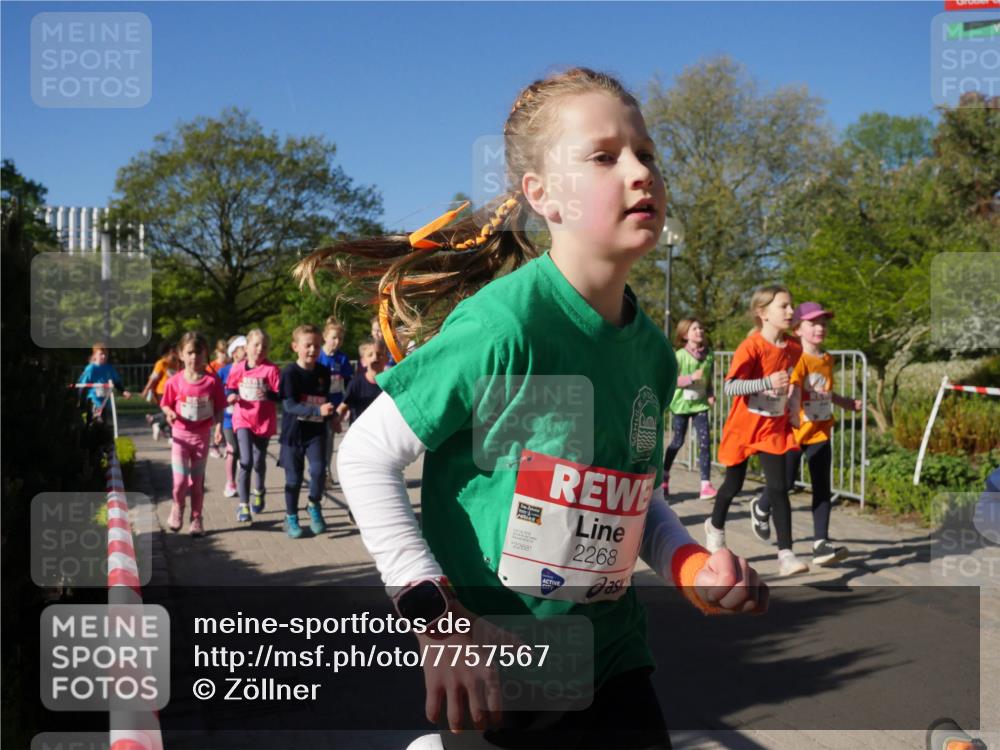 25.04.2025 - Das Zehntel Zöllner http://msf.ph/oto/7757567 26.04.2025 08:50:48 Laufen 2268, 2268 meine-sportfotos.de