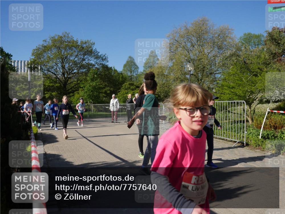 25.04.2025 - Das Zehntel Zöllner http://msf.ph/oto/7757640 26.04.2025 08:50:56 Laufen 3244 meine-sportfotos.de