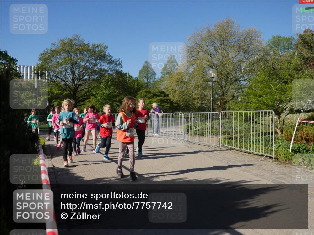25.04.2025 - Das Zehntel Zöllner http://msf.ph/oto/7757742 26.04.2025 08:51:07 Laufen  meine-sportfotos.de
