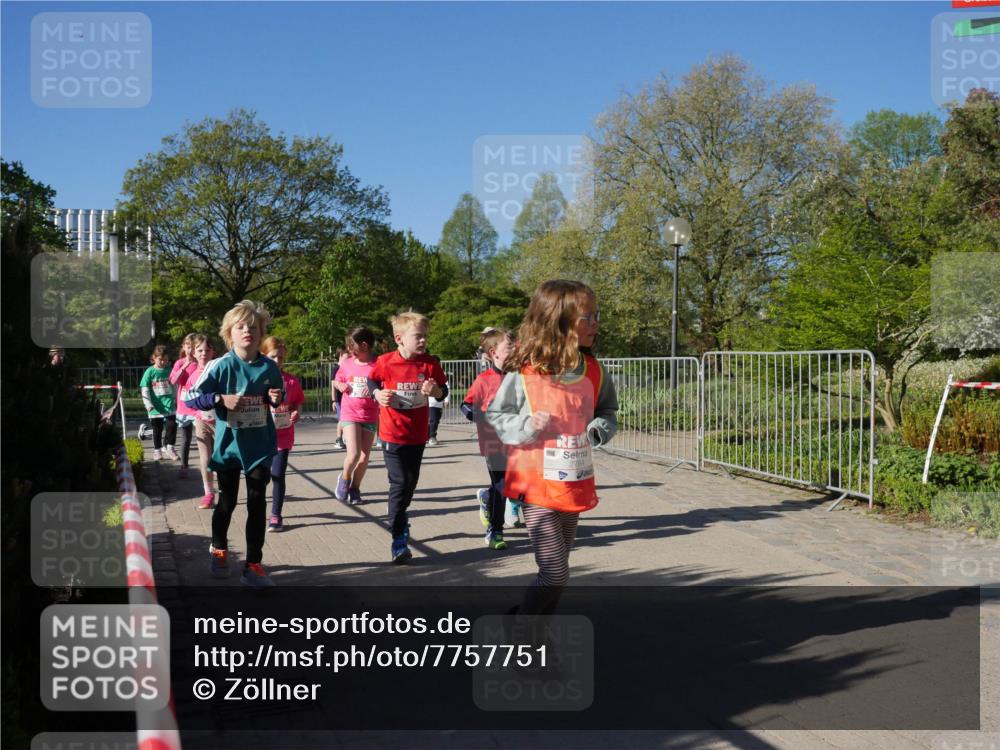 25.04.2025 - Das Zehntel Zöllner http://msf.ph/oto/7757751 26.04.2025 08:51:07 Laufen 2764 meine-sportfotos.de