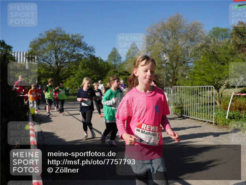 25.04.2025 - Das Zehntel Zöllner http://msf.ph/oto/7757793 26.04.2025 08:51:12 Laufen 3298 meine-sportfotos.de