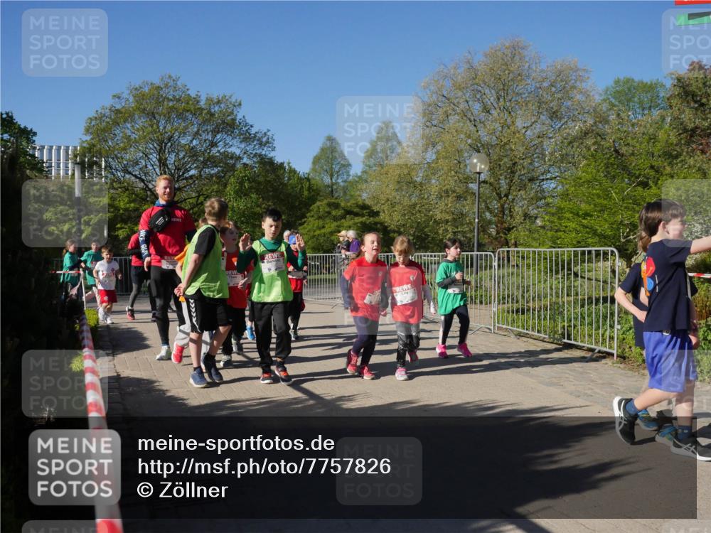 25.04.2025 - Das Zehntel Zöllner http://msf.ph/oto/7757826 26.04.2025 08:51:15 Laufen  meine-sportfotos.de