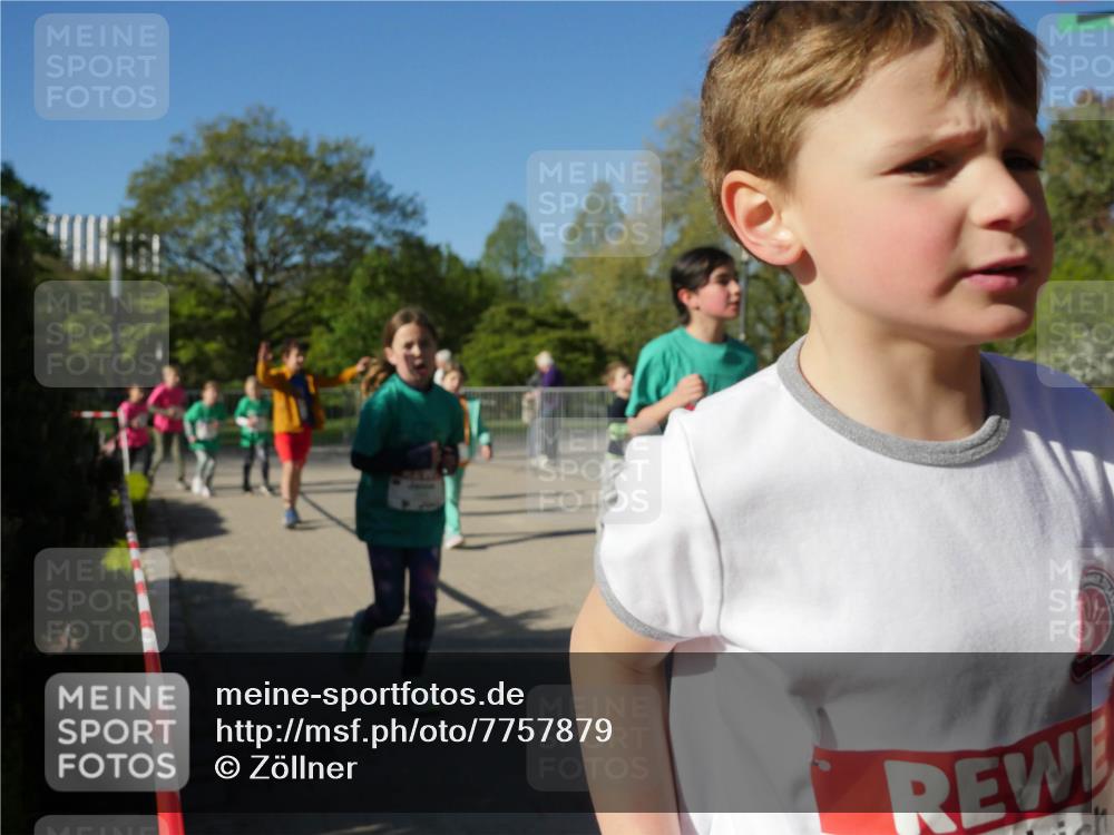 25.04.2025 - Das Zehntel Zöllner http://msf.ph/oto/7757879 26.04.2025 08:51:20 Laufen  meine-sportfotos.de