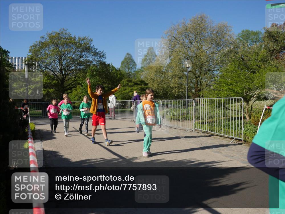 25.04.2025 - Das Zehntel Zöllner http://msf.ph/oto/7757893 26.04.2025 08:51:21 Laufen  meine-sportfotos.de