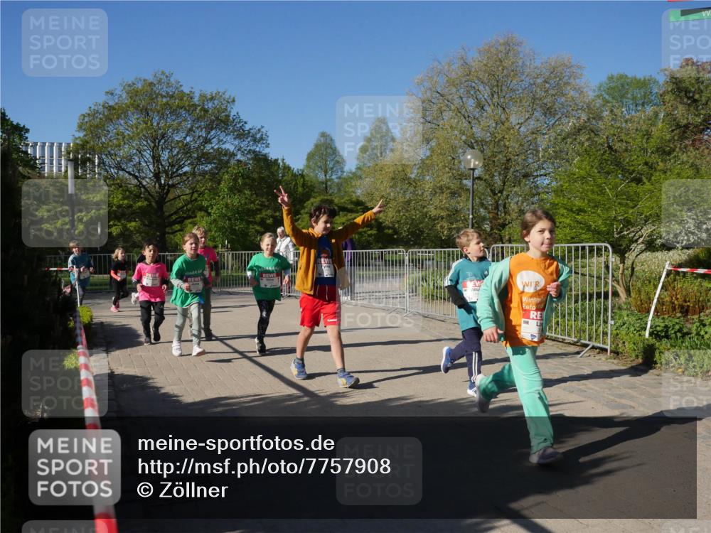 25.04.2025 - Das Zehntel Zöllner http://msf.ph/oto/7757908 26.04.2025 08:51:22 Laufen  meine-sportfotos.de