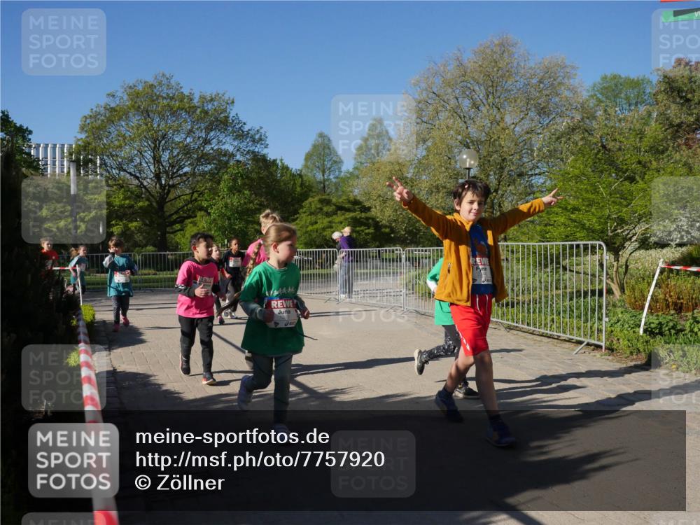 25.04.2025 - Das Zehntel Zöllner http://msf.ph/oto/7757920 26.04.2025 08:51:24 Laufen  meine-sportfotos.de
