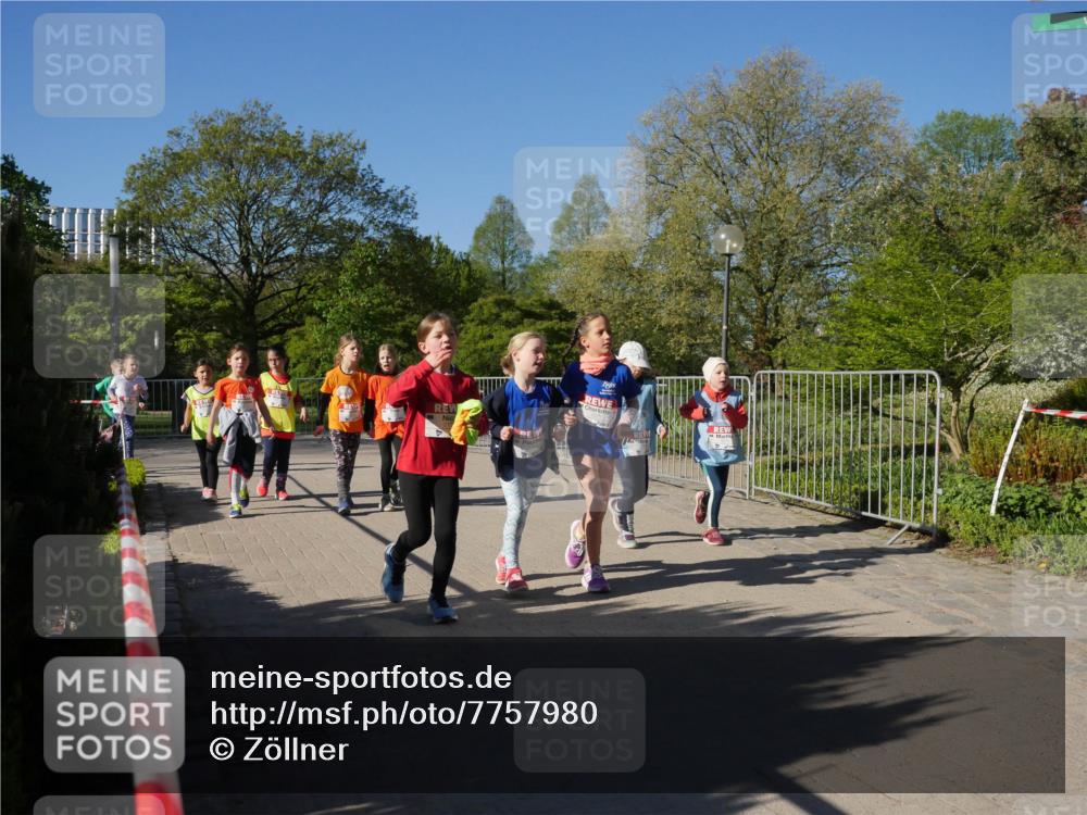 25.04.2025 - Das Zehntel Zöllner http://msf.ph/oto/7757980 26.04.2025 08:51:31 Laufen  meine-sportfotos.de