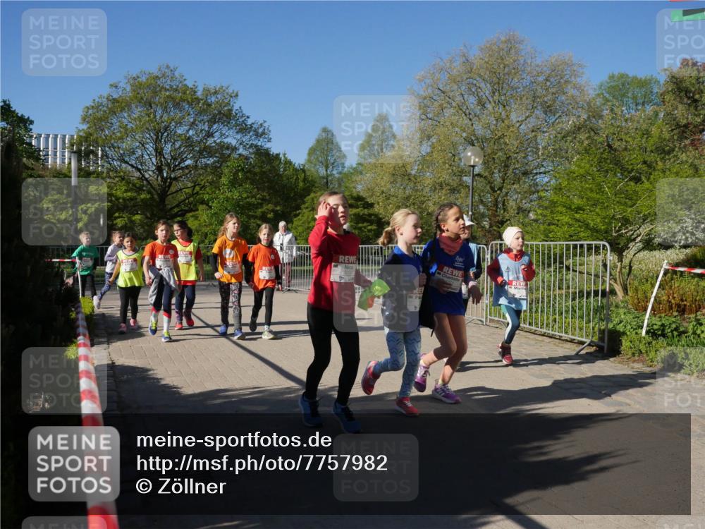 25.04.2025 - Das Zehntel Zöllner http://msf.ph/oto/7757982 26.04.2025 08:51:32 Laufen  meine-sportfotos.de