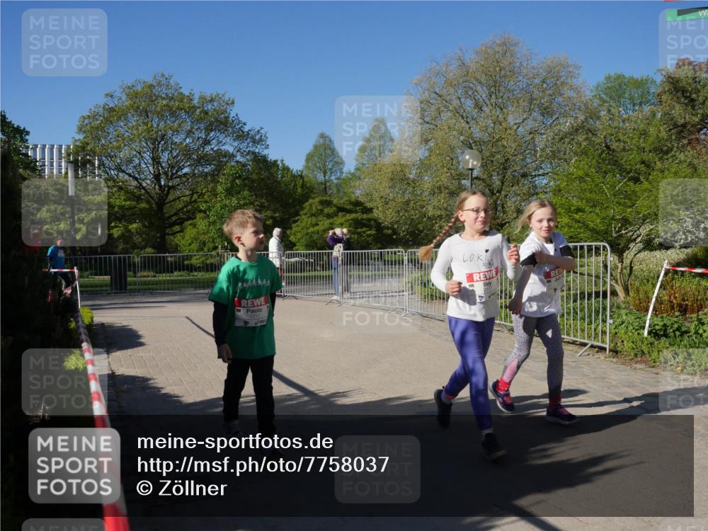 25.04.2025 - Das Zehntel Zöllner http://msf.ph/oto/7758037 26.04.2025 08:51:39 Laufen 1312 meine-sportfotos.de