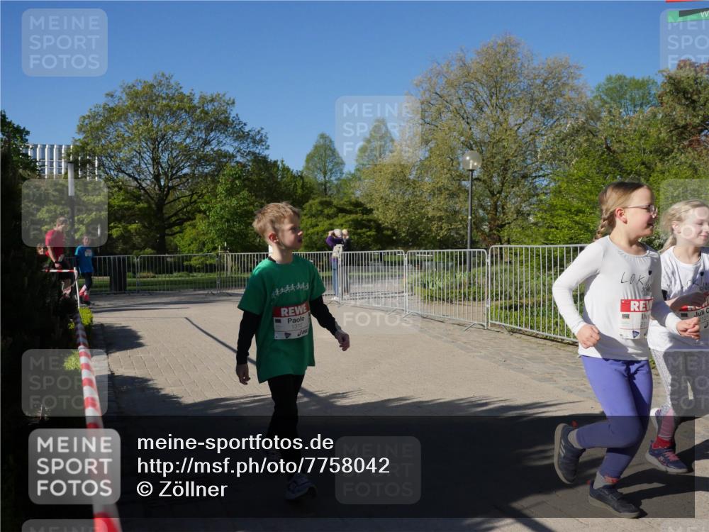25.04.2025 - Das Zehntel Zöllner http://msf.ph/oto/7758042 26.04.2025 08:51:39 Laufen 1312 meine-sportfotos.de