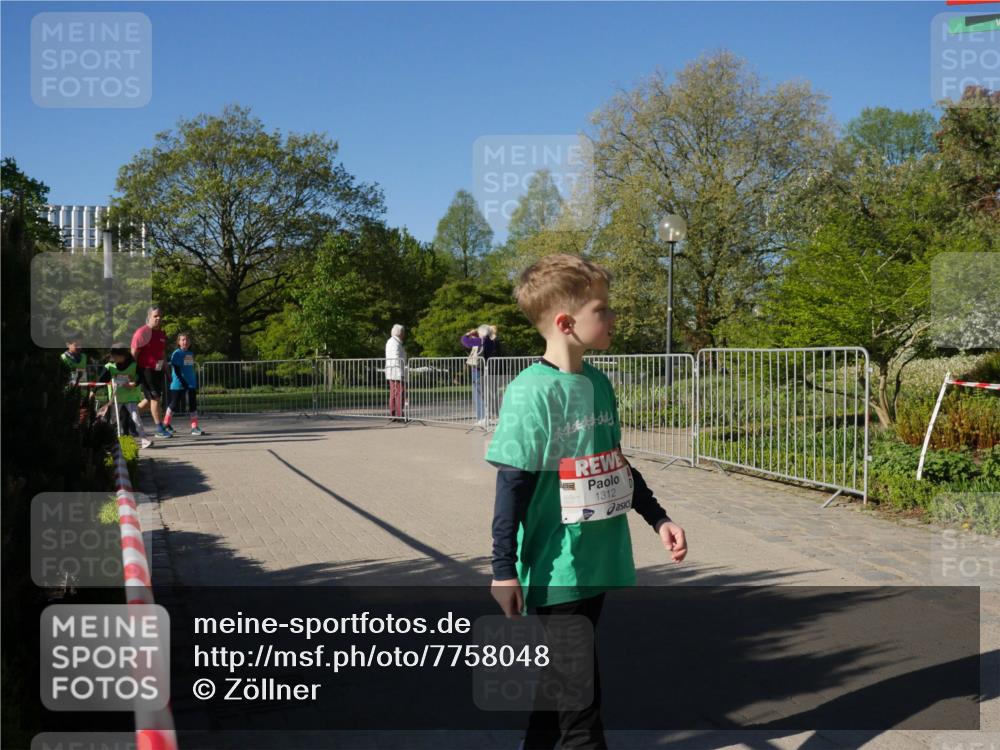 25.04.2025 - Das Zehntel Zöllner http://msf.ph/oto/7758048 26.04.2025 08:51:40 Laufen 1312 meine-sportfotos.de