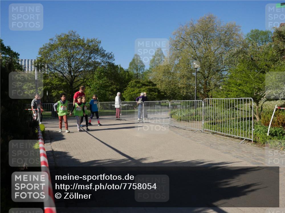 25.04.2025 - Das Zehntel Zöllner http://msf.ph/oto/7758054 26.04.2025 08:51:42 Laufen  meine-sportfotos.de