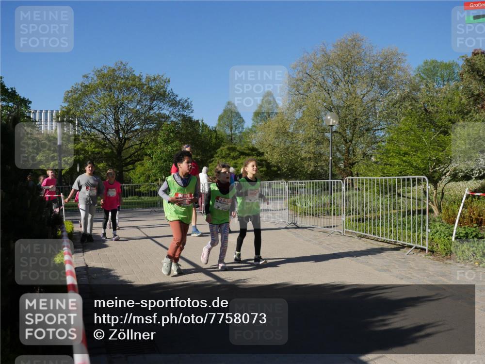 25.04.2025 - Das Zehntel Zöllner http://msf.ph/oto/7758073 26.04.2025 08:51:45 Laufen  meine-sportfotos.de