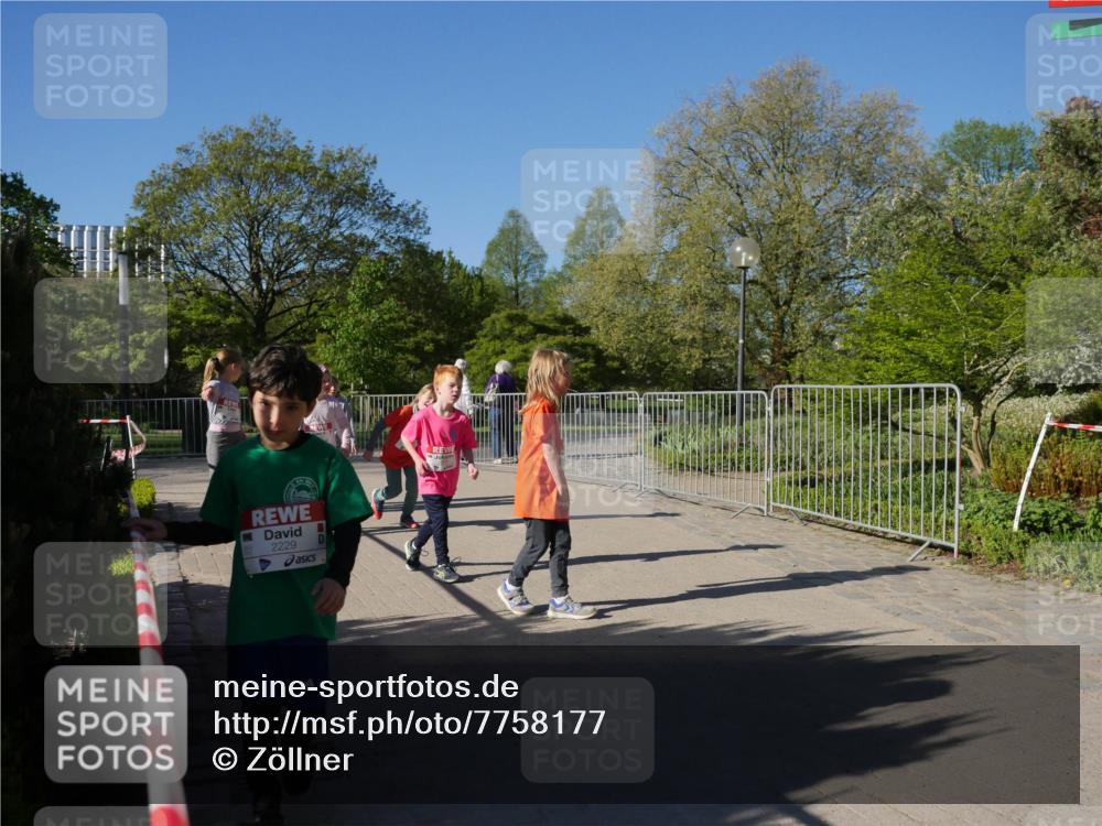 25.04.2025 - Das Zehntel Zöllner http://msf.ph/oto/7758177 26.04.2025 08:51:58 Laufen 2229 meine-sportfotos.de