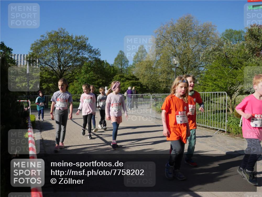 25.04.2025 - Das Zehntel Zöllner http://msf.ph/oto/7758202 26.04.2025 08:52:00 Laufen 3289 meine-sportfotos.de