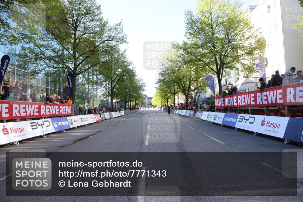 25.04.2025 - Das Zehntel Lena Gebhardt http://msf.ph/oto/7771343 26.04.2025 08:38:41 Ziel  meine-sportfotos.de