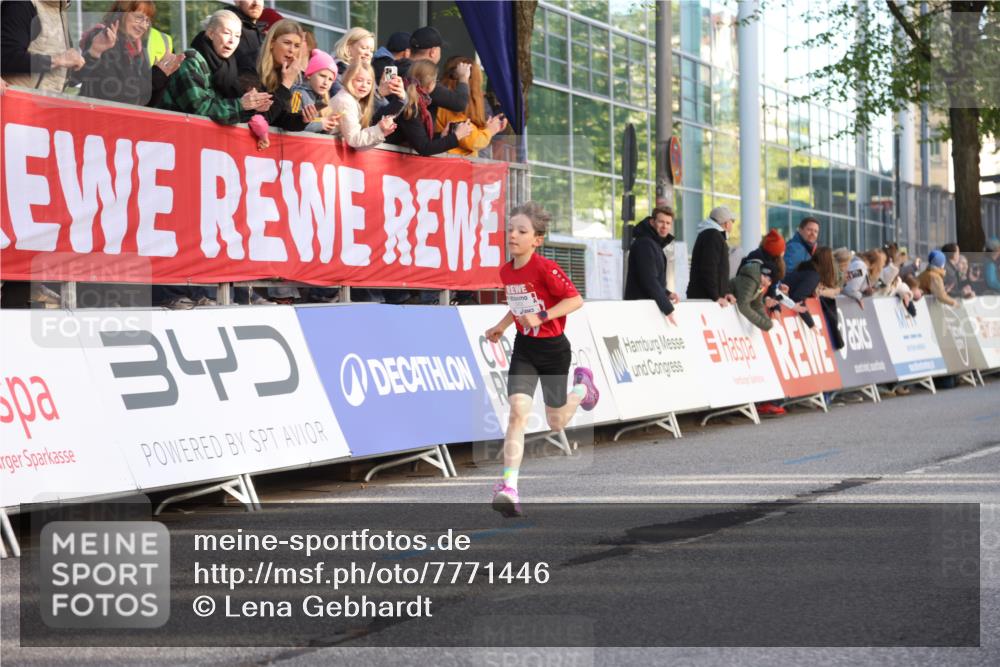 25.04.2025 - Das Zehntel Lena Gebhardt http://msf.ph/oto/7771446 26.04.2025 08:47:55 Ziel 1490, 3953 meine-sportfotos.de