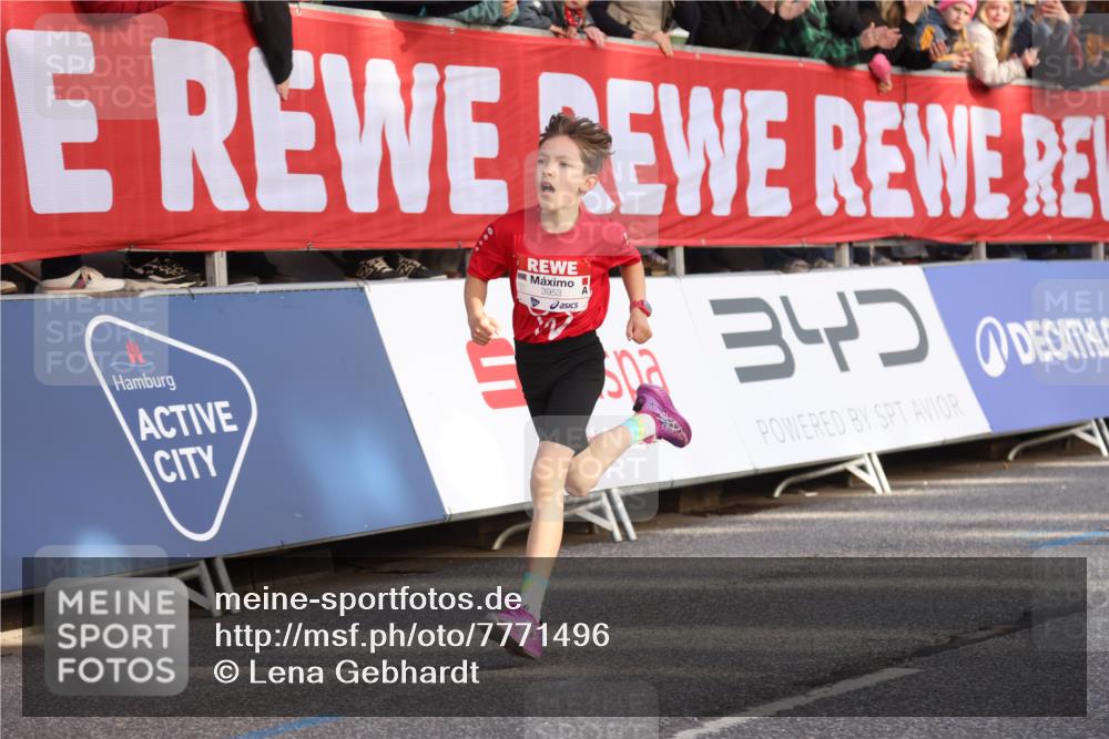 25.04.2025 - Das Zehntel Lena Gebhardt http://msf.ph/oto/7771496 26.04.2025 08:47:56 Ziel 1490, 3953 meine-sportfotos.de