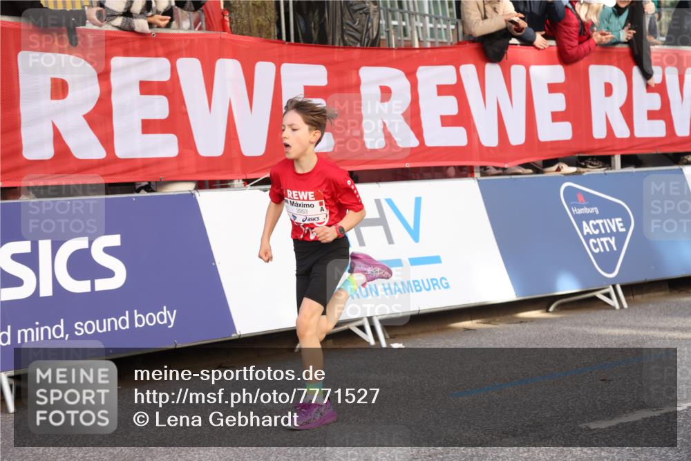 25.04.2025 - Das Zehntel Lena Gebhardt http://msf.ph/oto/7771527 26.04.2025 08:47:57 Ziel 1490, 3953 meine-sportfotos.de