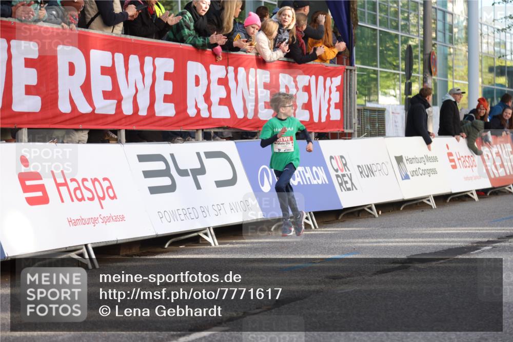 25.04.2025 - Das Zehntel Lena Gebhardt http://msf.ph/oto/7771617 26.04.2025 08:48:05 Ziel 1490, 2715, 3469, 3953 meine-sportfotos.de