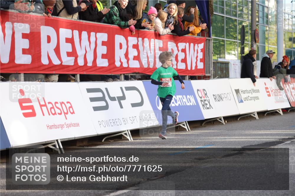 25.04.2025 - Das Zehntel Lena Gebhardt http://msf.ph/oto/7771625 26.04.2025 08:48:05 Ziel 1490, 2715, 3469, 3953 meine-sportfotos.de