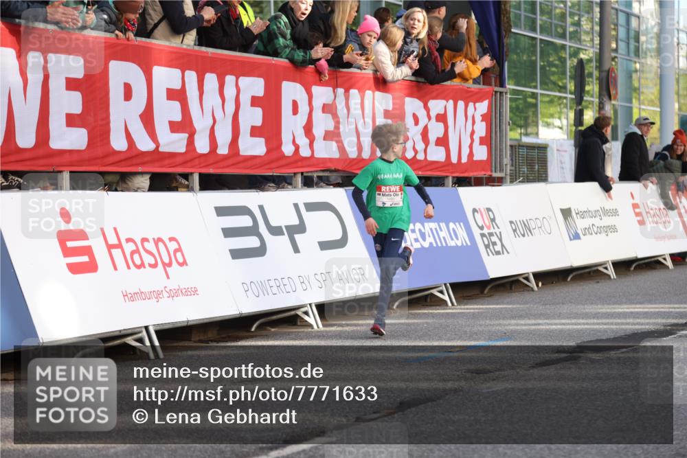 25.04.2025 - Das Zehntel Lena Gebhardt http://msf.ph/oto/7771633 26.04.2025 08:48:05 Ziel 1490, 2715, 3469, 3953 meine-sportfotos.de