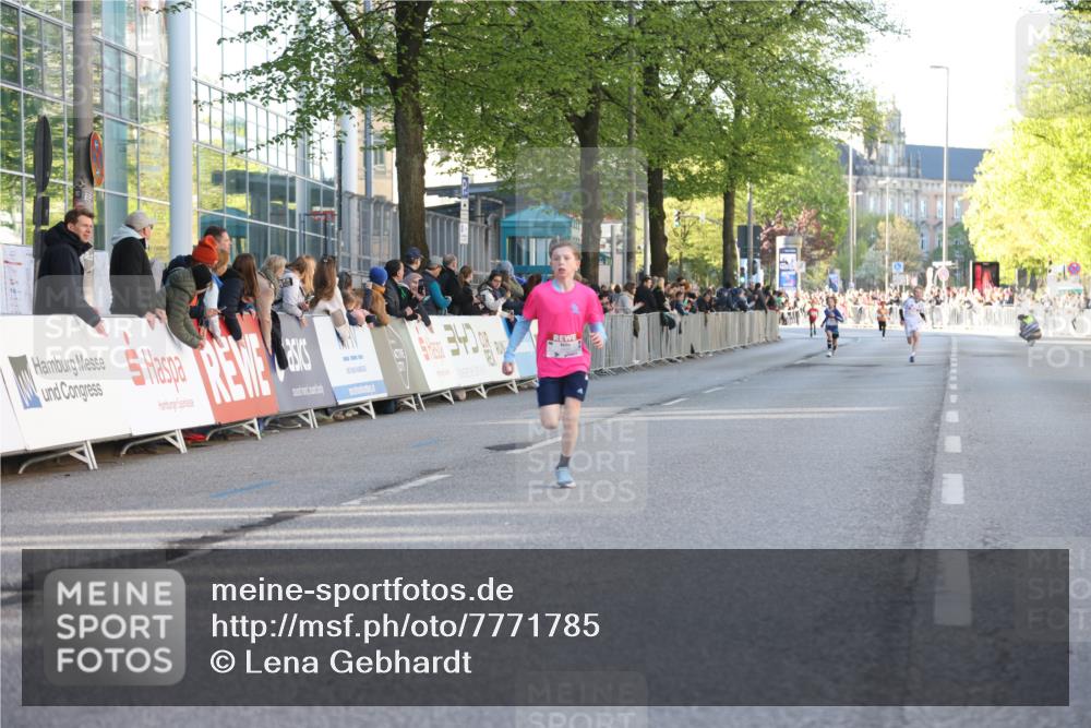 25.04.2025 - Das Zehntel Lena Gebhardt http://msf.ph/oto/7771785 26.04.2025 08:48:22 Ziel 2379, 2715, 3469, 3823 meine-sportfotos.de