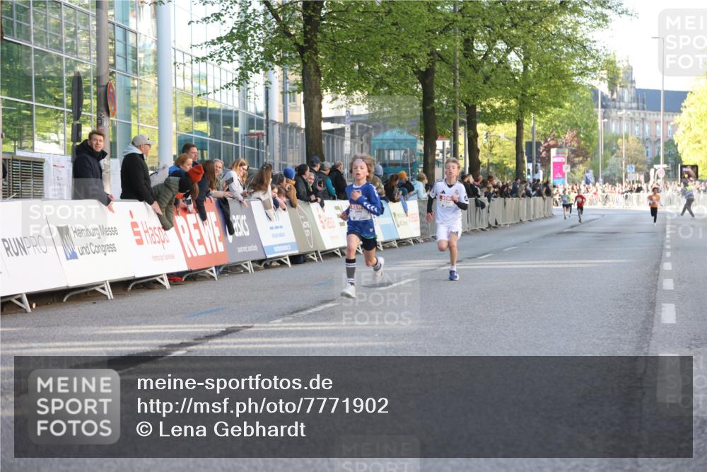 25.04.2025 - Das Zehntel Lena Gebhardt http://msf.ph/oto/7771902 26.04.2025 08:48:29 Ziel 1926, 2379, 2715, 2961, 2990, 3469, 3823 meine-sportfotos.de