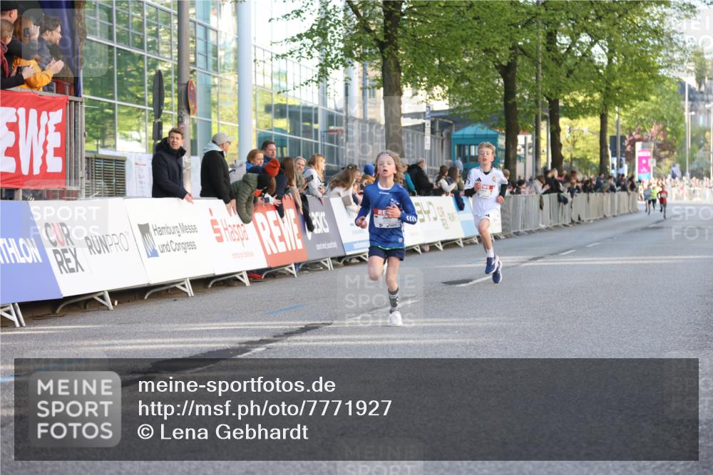 25.04.2025 - Das Zehntel Lena Gebhardt http://msf.ph/oto/7771927 26.04.2025 08:48:29 Ziel 1926, 2379, 2715, 2961, 2990, 3469, 3823 meine-sportfotos.de