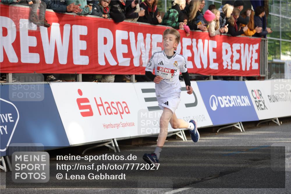 25.04.2025 - Das Zehntel Lena Gebhardt http://msf.ph/oto/7772027 26.04.2025 08:48:32 Ziel 1926, 2379, 2715, 2961, 2990, 3469, 3823 meine-sportfotos.de