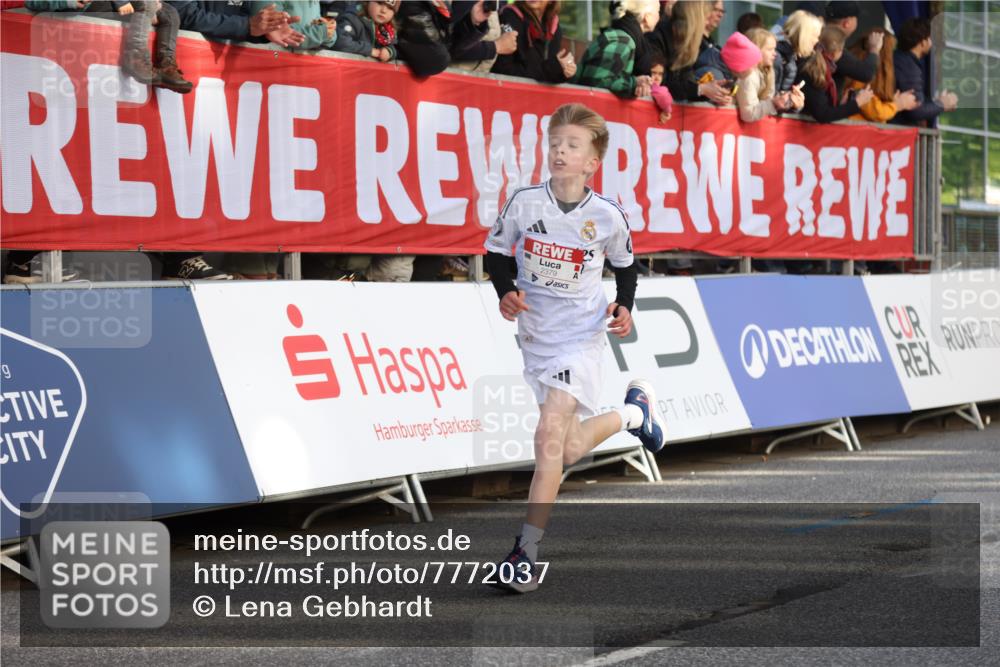 25.04.2025 - Das Zehntel Lena Gebhardt http://msf.ph/oto/7772037 26.04.2025 08:48:32 Ziel 1926, 2379, 2715, 2961, 2990, 3469, 3823 meine-sportfotos.de