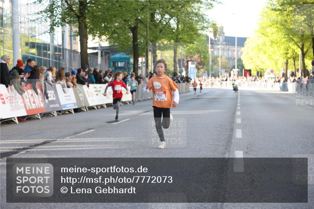 25.04.2025 - Das Zehntel Lena Gebhardt http://msf.ph/oto/7772073 26.04.2025 08:48:40 Ziel 1926, 1929, 2379, 2961, 2990, 3792, 3823 meine-sportfotos.de