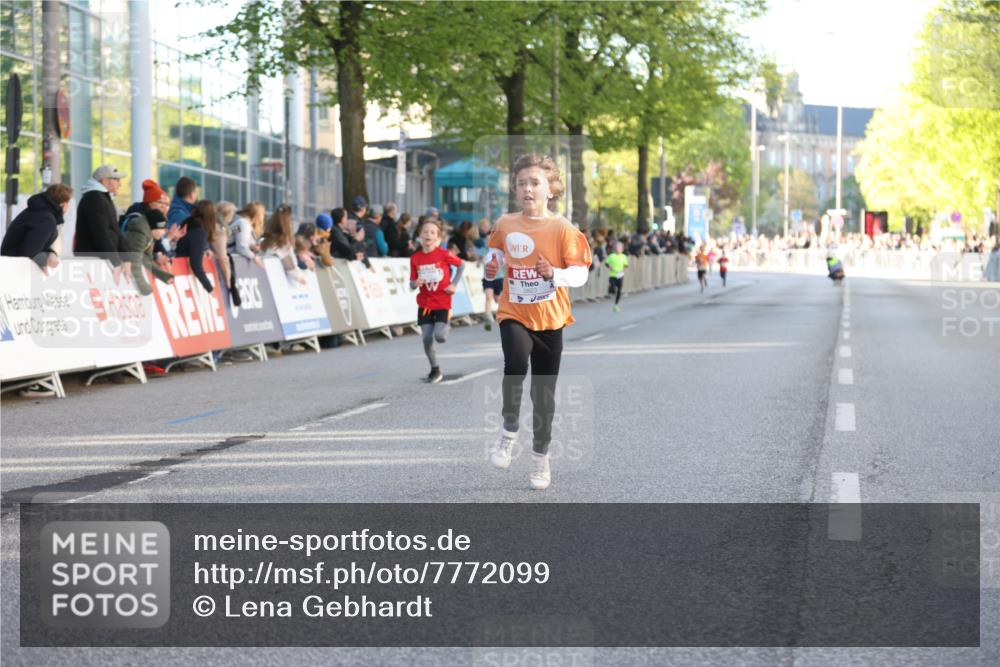 25.04.2025 - Das Zehntel Lena Gebhardt http://msf.ph/oto/7772099 26.04.2025 08:48:41 Ziel 1754, 1926, 1929, 2379, 2961, 2990, 3506, 3792, 3823 meine-sportfotos.de