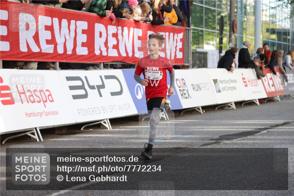 25.04.2025 - Das Zehntel Lena Gebhardt http://msf.ph/oto/7772234 26.04.2025 08:48:44 Ziel 1754, 1926, 1929, 2379, 2961, 2990, 3506, 3792, 3823 meine-sportfotos.de