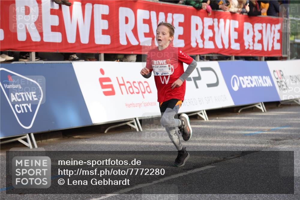 25.04.2025 - Das Zehntel Lena Gebhardt http://msf.ph/oto/7772280 26.04.2025 08:48:44 Ziel 1754, 1926, 1929, 2379, 2961, 2990, 3506, 3792, 3823 meine-sportfotos.de