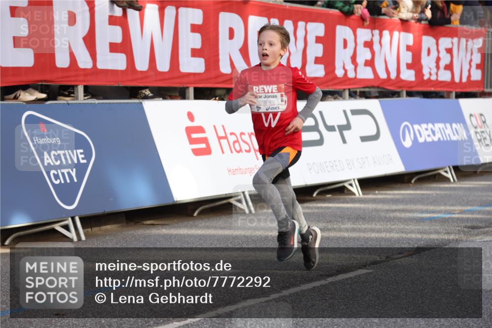 25.04.2025 - Das Zehntel Lena Gebhardt http://msf.ph/oto/7772292 26.04.2025 08:48:44 Ziel 1754, 1926, 1929, 2379, 2961, 2990, 3506, 3792, 3823 meine-sportfotos.de
