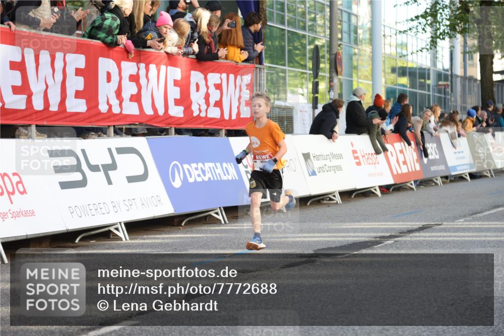 25.04.2025 - Das Zehntel Lena Gebhardt http://msf.ph/oto/7772688 26.04.2025 08:48:57 Ziel 1452, 1754, 1926, 1929, 2961, 2990, 3506, 3606, 3785, 3792 meine-sportfotos.de