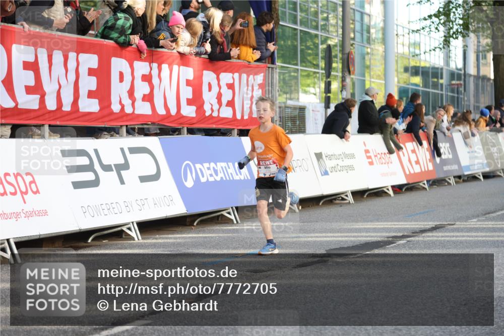 25.04.2025 - Das Zehntel Lena Gebhardt http://msf.ph/oto/7772705 26.04.2025 08:48:57 Ziel 1452, 1754, 1926, 1929, 2961, 2990, 3506, 3606, 3785, 3792 meine-sportfotos.de