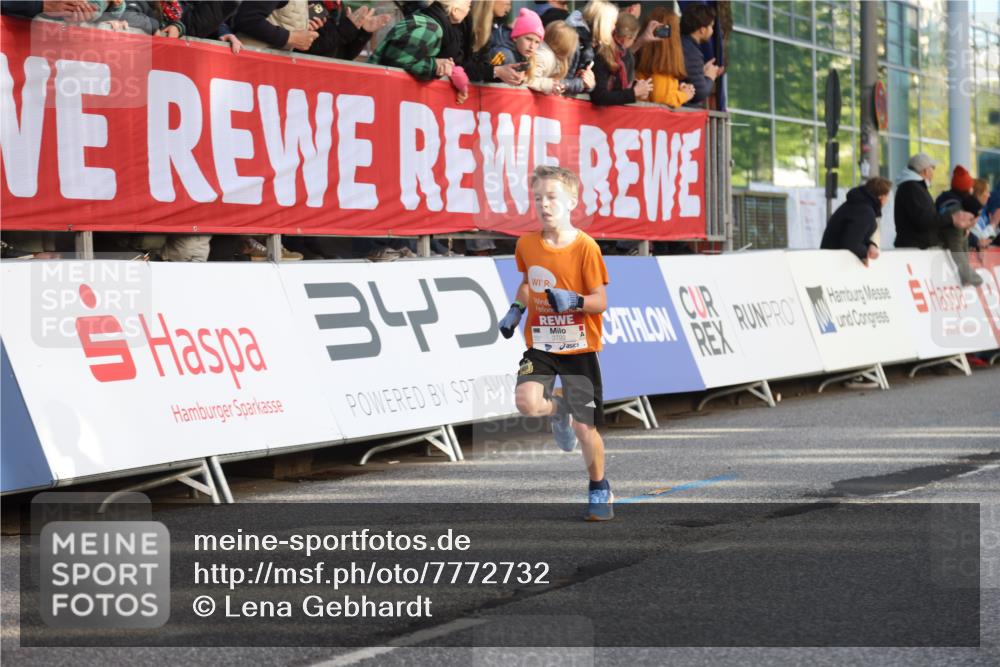25.04.2025 - Das Zehntel Lena Gebhardt http://msf.ph/oto/7772732 26.04.2025 08:48:58 Ziel 1452, 1754, 1926, 1929, 2961, 2990, 3506, 3606, 3785, 3792 meine-sportfotos.de